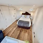 Design House Peckam - Dynamic City Stay