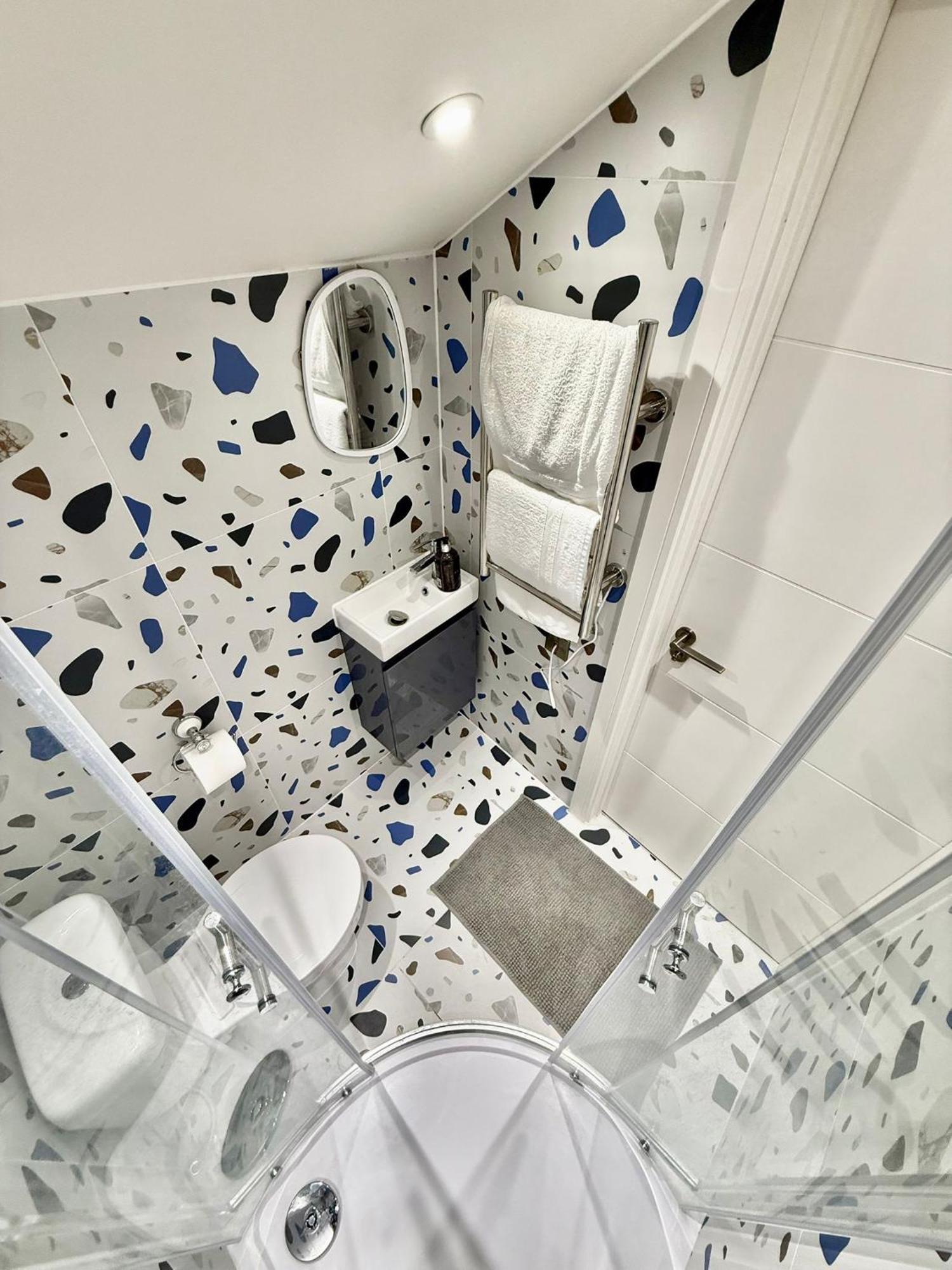 Design House Peckam - Dynamic Gasthof *
